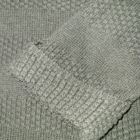 Croft & Barrow 3/4 length sleeve sweater - Picture 8 of 8